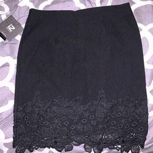 NWT IZ Byer black pencil lace skirt